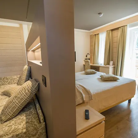Bezzi Hotel